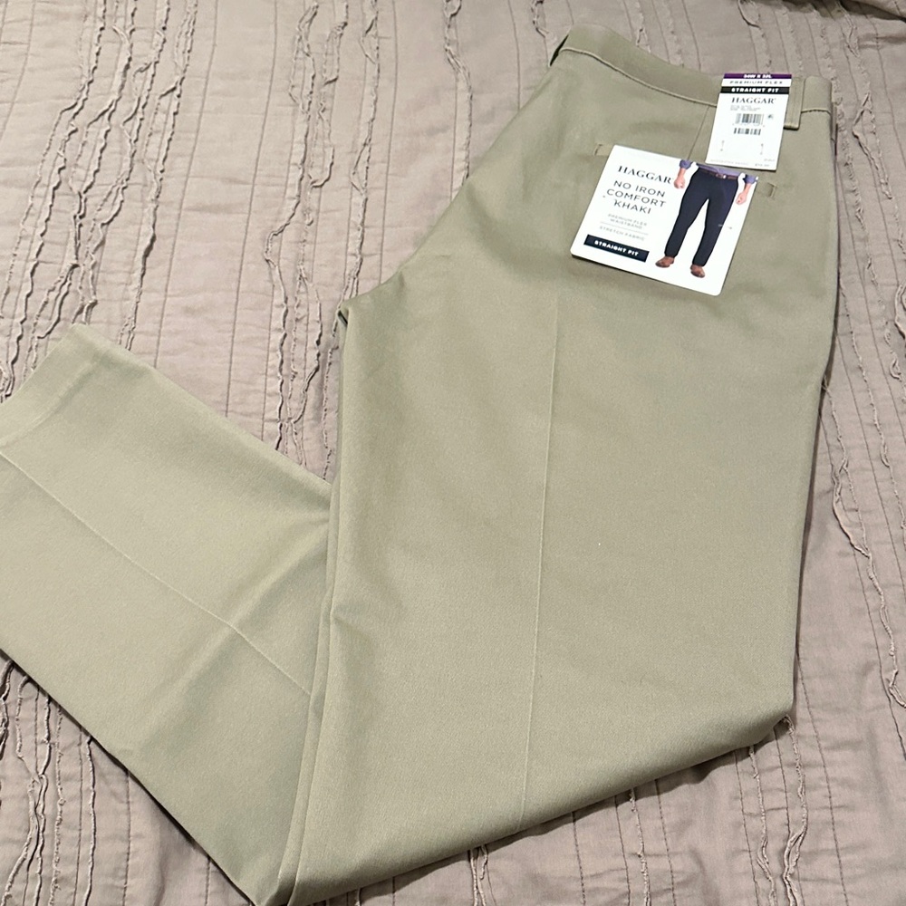 Haggar Men's Classic Tan Chinos 34x32